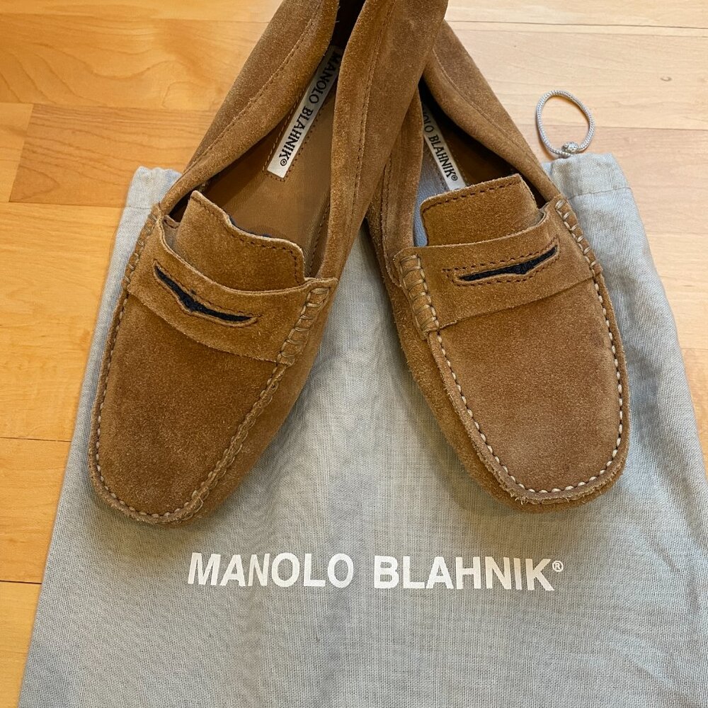 Manolo Blahnik Roadster Suede Driver Loafer Size 37.5 in Camel
